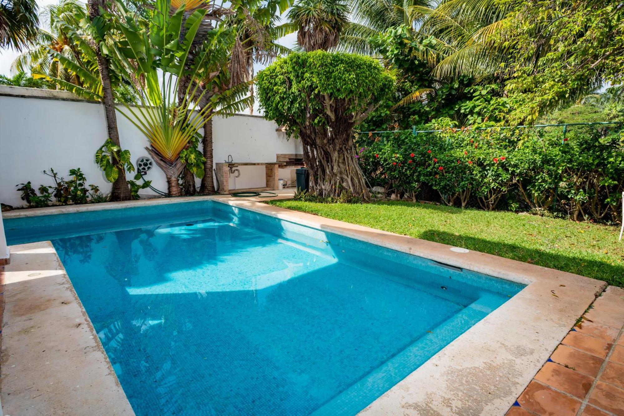 Tropically In Zone Villa Cancún